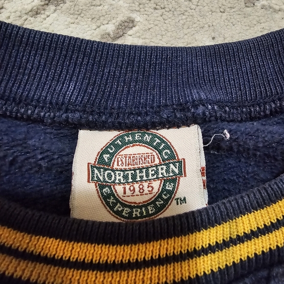 Vintage Northern Authentic Crewneck Sweater - Picture 4 of 5